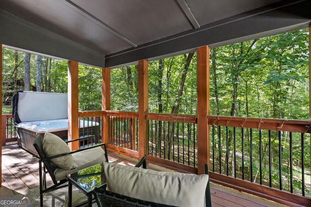 32 Squirrel Trail, Blue Ridge, GA 30513