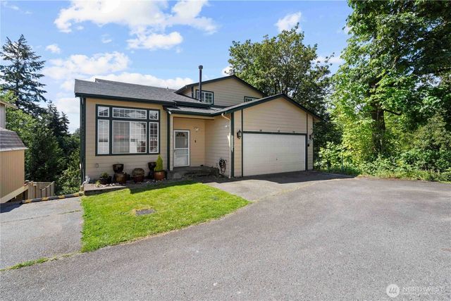 6213 23rd Street NE, Tacoma, WA 98422