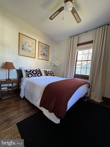 122 SULGRAVE ST, Colonial Beach, VA 22443