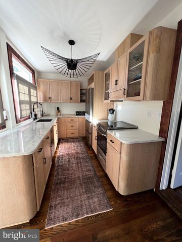 122 SULGRAVE ST, Colonial Beach, VA 22443