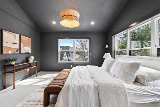 3520 27th Avenue S, Minneapolis, MN 55406