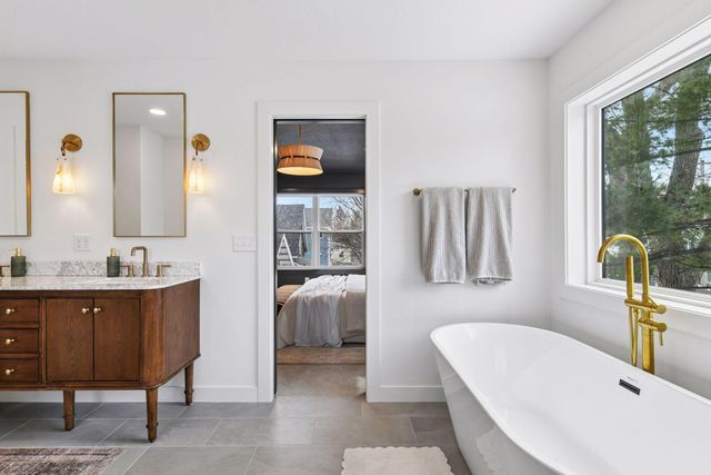 3520 27th Avenue S, Minneapolis, MN 55406