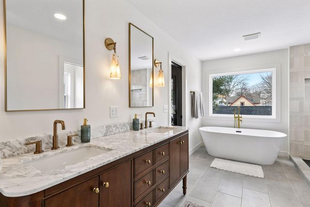 3520 27th Avenue S, Minneapolis, MN 55406