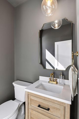 3520 27th Avenue S, Minneapolis, MN 55406