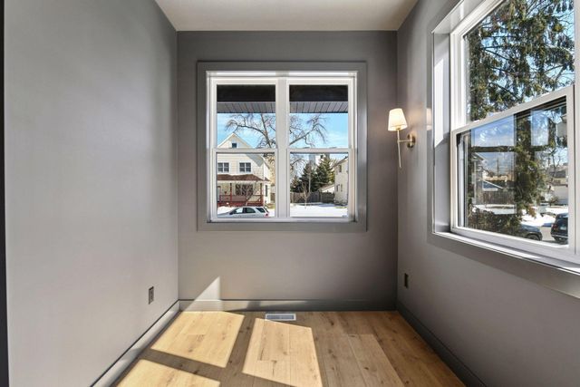 3520 27th Avenue S, Minneapolis, MN 55406