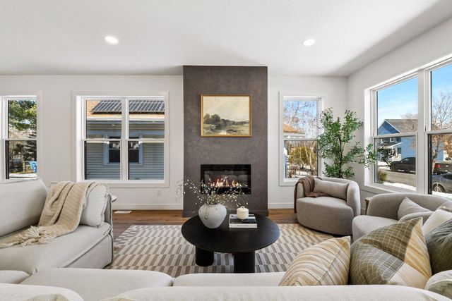 3520 27th Avenue S, Minneapolis, MN 55406