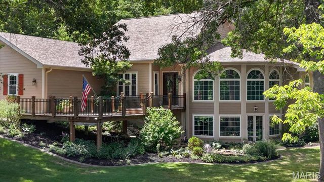 5 Hickory Valley Court, O'fallon, MO 63366