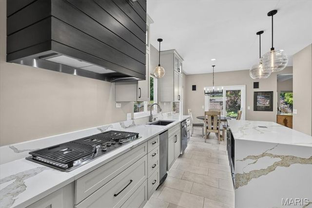 5 Hickory Valley Court, O'fallon, MO 63366