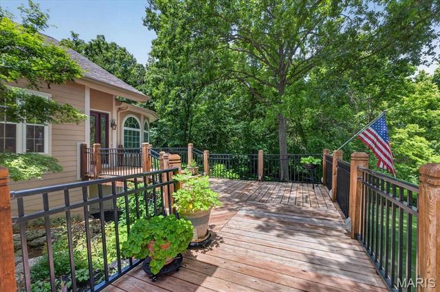 5 Hickory Valley Court, O'fallon, MO 63366