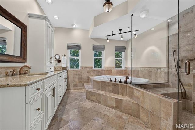 5 Hickory Valley Court, O'fallon, MO 63366