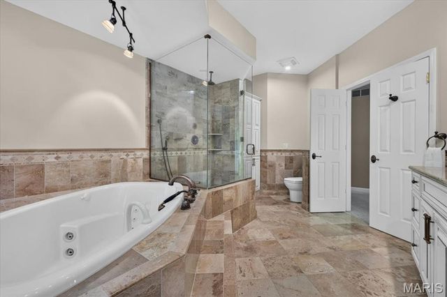 5 Hickory Valley Court, O'fallon, MO 63366