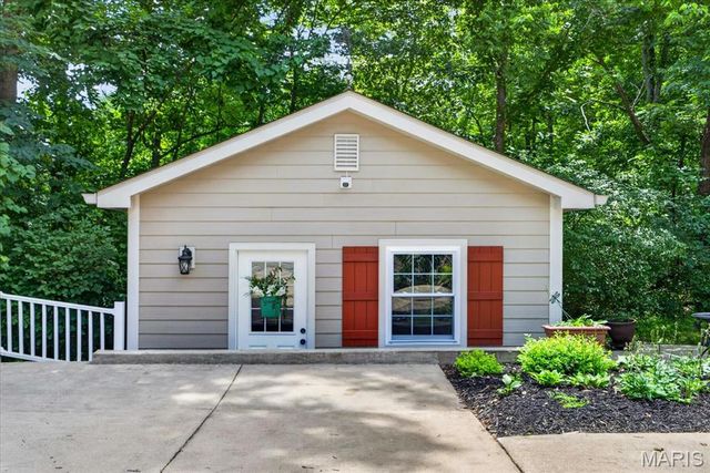 5 Hickory Valley Court, O'fallon, MO 63366