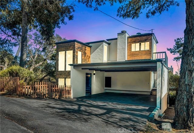 470 Wellington, Cambria, CA 93428