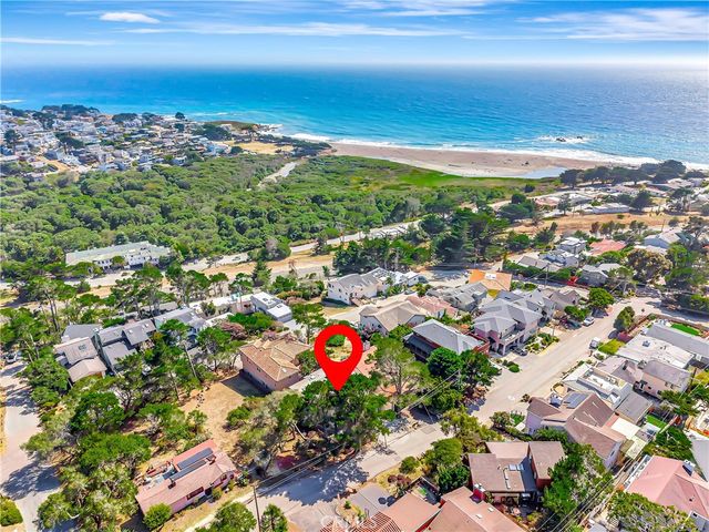 470 Wellington, Cambria, CA 93428