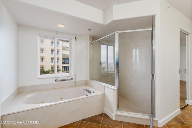 735 N Highway A1a 302, Indialantic, FL 32903