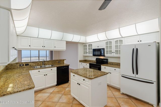 735 N Highway A1a 302, Indialantic, FL 32903