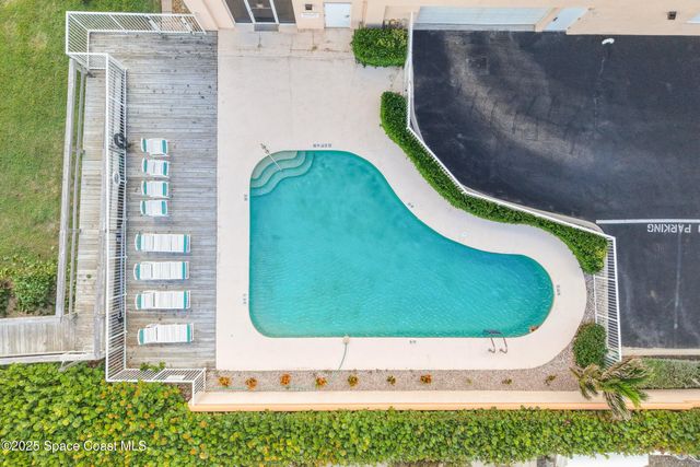 735 N Highway A1a 302, Indialantic, FL 32903