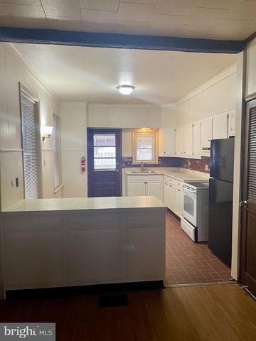 256 BEECH ST, Pottstown, PA 19464