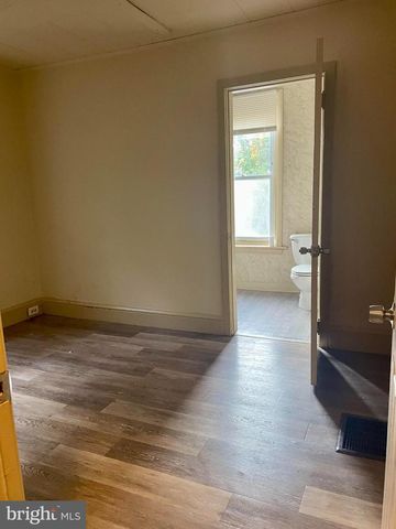 256 BEECH ST, Pottstown, PA 19464