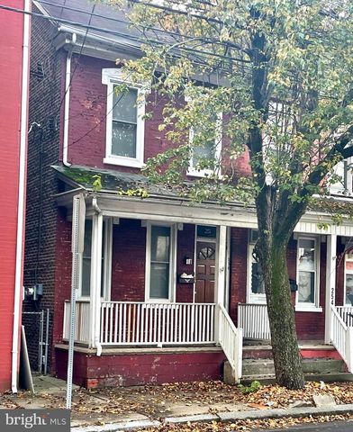 256 BEECH ST, Pottstown, PA 19464