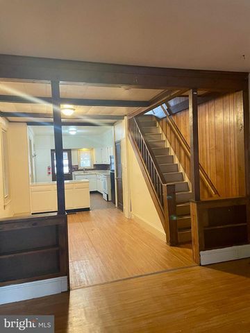 256 BEECH ST, Pottstown, PA 19464