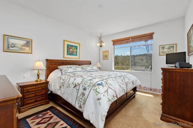 12490 Heatherton 12, San Diego, CA 92128