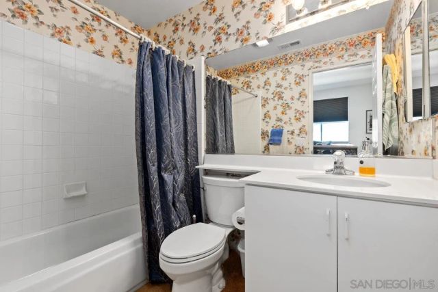 12490 Heatherton 12, San Diego, CA 92128
