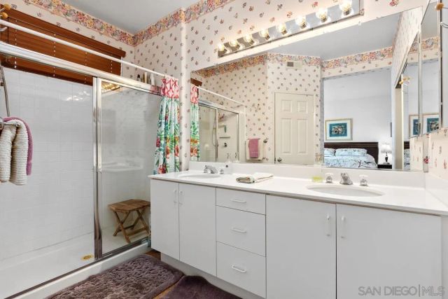 12490 Heatherton 12, San Diego, CA 92128
