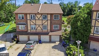 15181 BEVERLY DR, Philadelphia, PA 19116