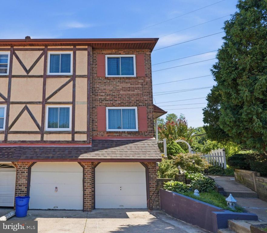 15181 BEVERLY DR, PHILADELPHIA, PA 19116 — photo 2