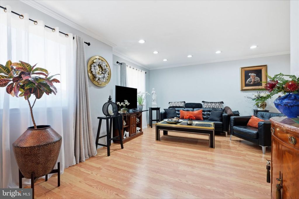 15181 BEVERLY DR, PHILADELPHIA, PA 19116 — photo 5