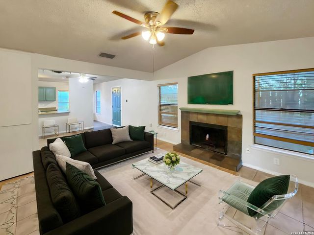 1315 Coldwater, San Antonio, TX 78245