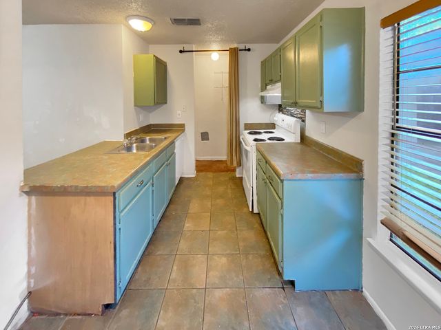 1315 Coldwater, San Antonio, TX 78245