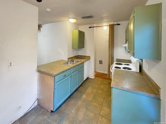 1315 Coldwater, San Antonio, TX 78245