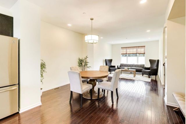 366 COUNTRY CLUB Drive, Prospect Heights, IL 60070