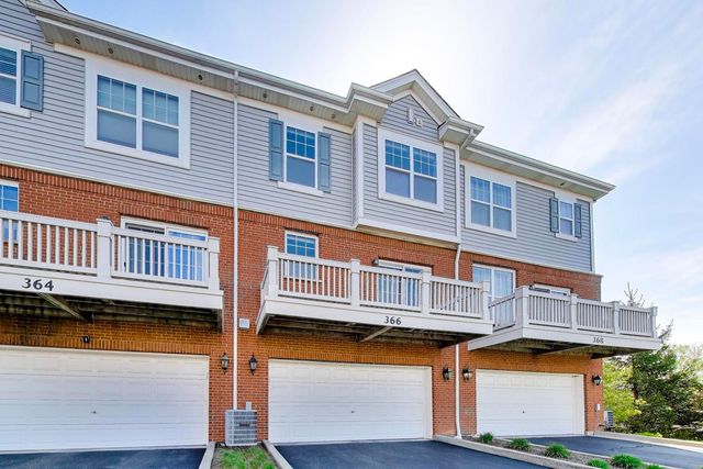 366 COUNTRY CLUB Drive, Prospect Heights, IL 60070