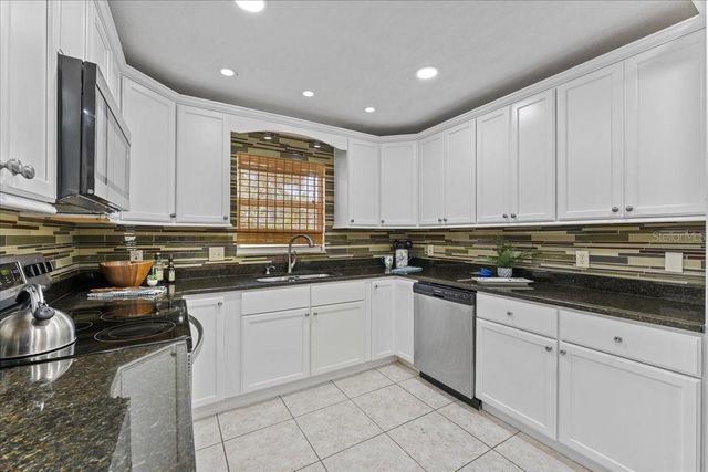 344 CROSSWINDS DRIVE, Palm Harbor, FL 34683