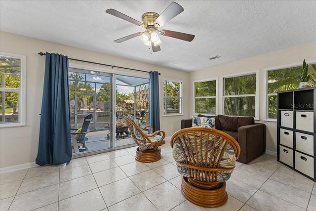 344 CROSSWINDS DRIVE, Palm Harbor, FL 34683