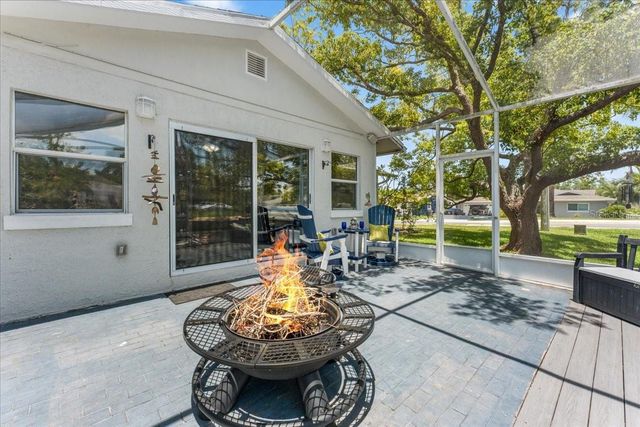 344 CROSSWINDS DRIVE, Palm Harbor, FL 34683