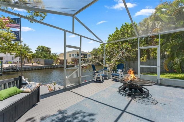 344 CROSSWINDS DRIVE, Palm Harbor, FL 34683