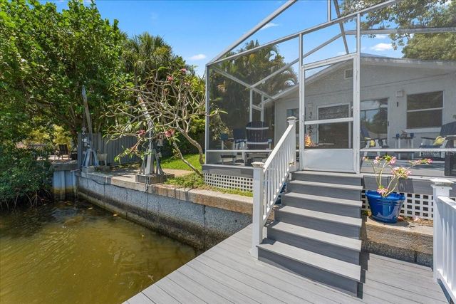344 CROSSWINDS DRIVE, Palm Harbor, FL 34683