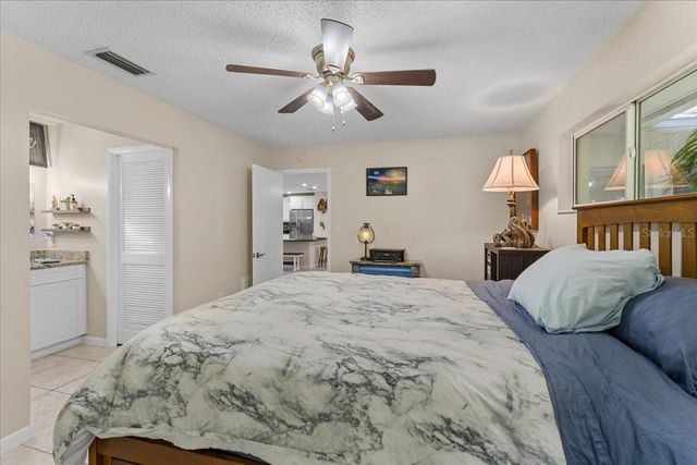 344 CROSSWINDS DRIVE, Palm Harbor, FL 34683