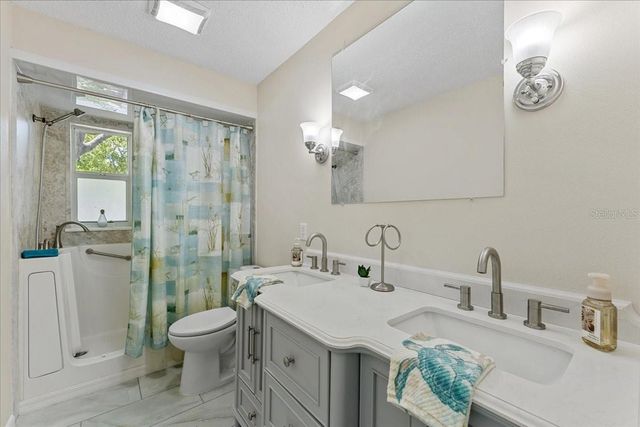 344 CROSSWINDS DRIVE, Palm Harbor, FL 34683