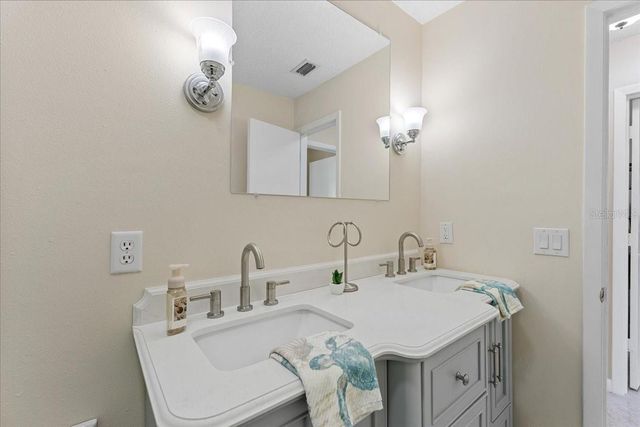 344 CROSSWINDS DRIVE, Palm Harbor, FL 34683