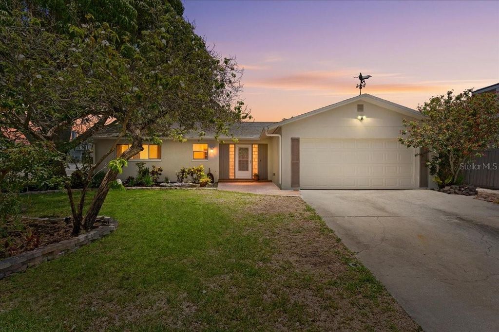 344 CROSSWINDS DRIVE, Palm Harbor, FL 34683