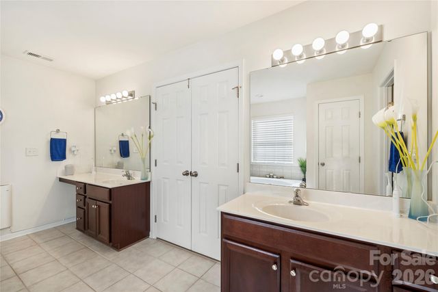 1019 Markwell Drive, Matthews, NC 28105