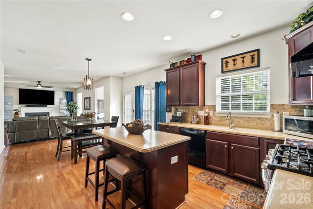 1019 Markwell Drive, Matthews, NC 28105