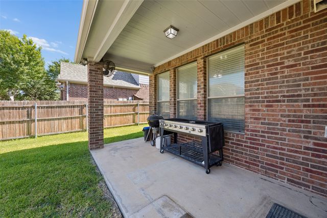 4401 Monnig Lane, Fort Worth, TX 76244