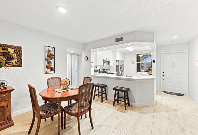 10382 NW 24th Place 105, Sunrise, FL 33322