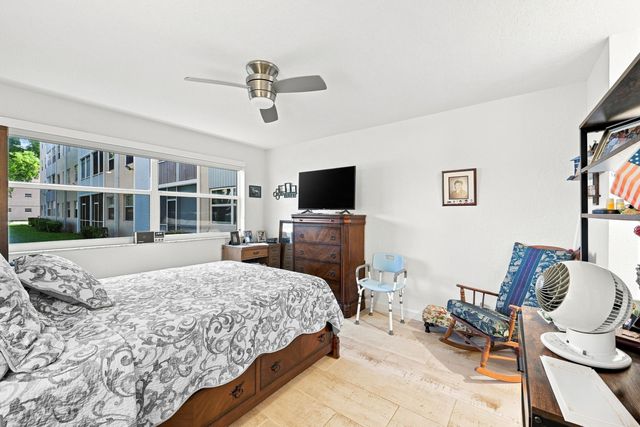 10382 NW 24th Place 105, Sunrise, FL 33322